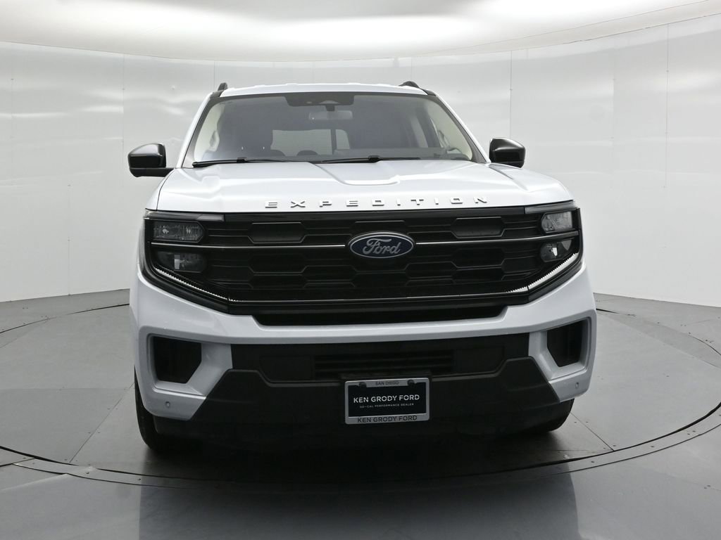Used 2025 Ford Expedition Max Active RWD image 20