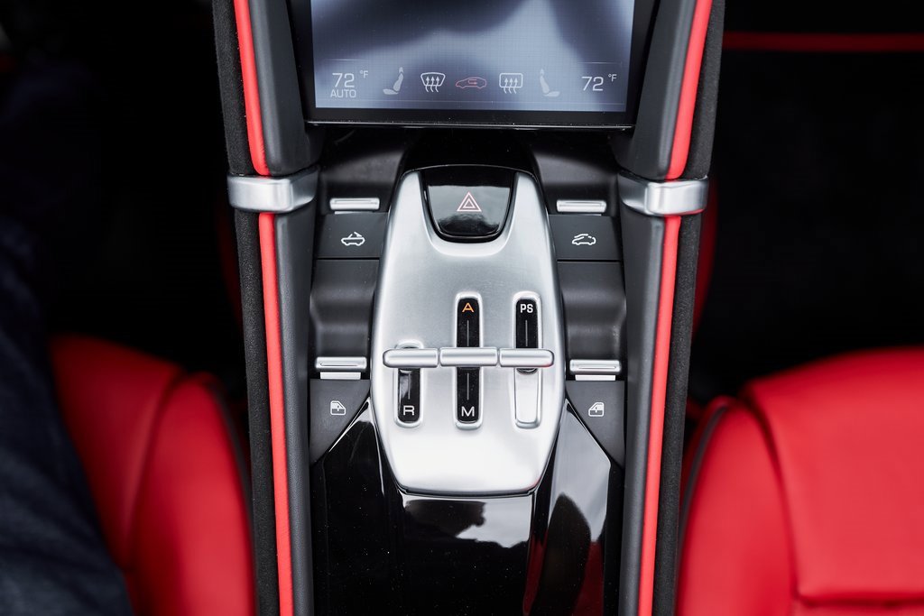 Used 2024 Ferrari Roma Spider image 63