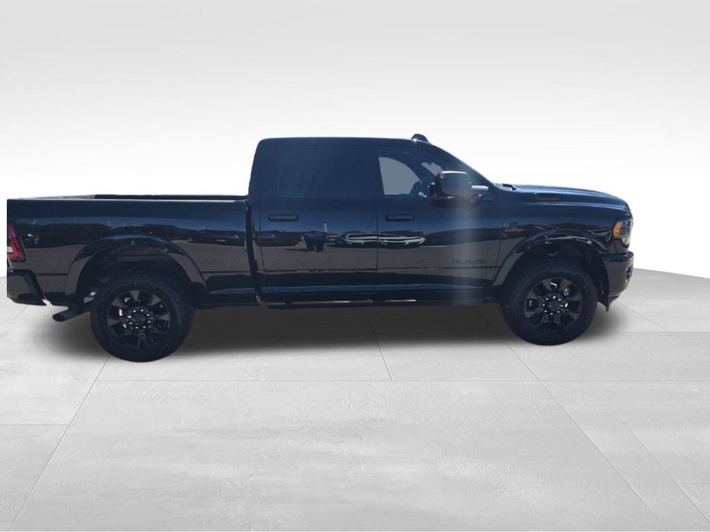 Used 2022 RAM 3500 Limited AWD/4WD image 8