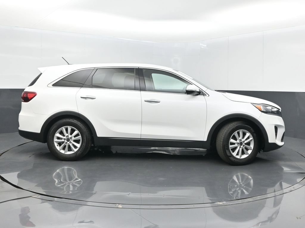Used 2019 Kia Sorento FWD V6 image 8