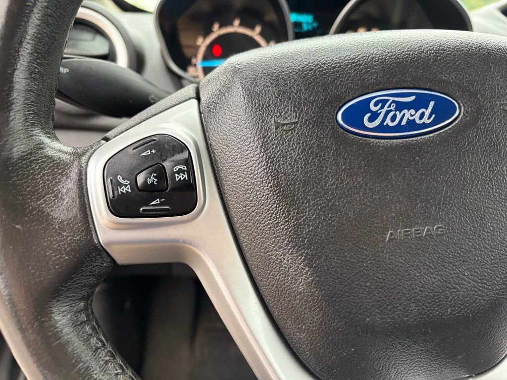 Used 2016 Ford Fiesta SE FWD image 29