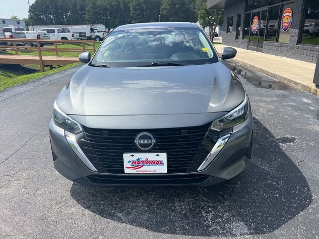 Used 2024 Nissan Sentra SV FWD image 3