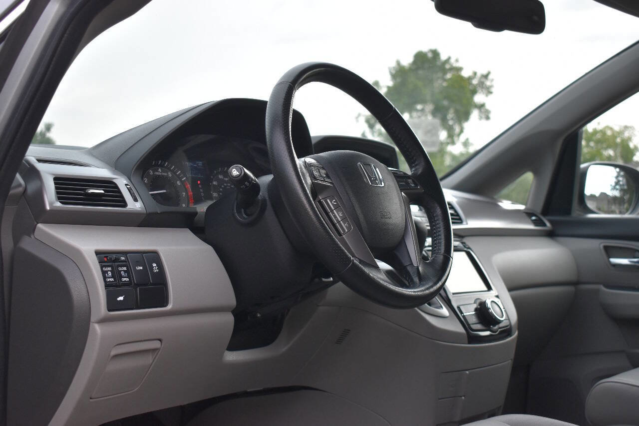 Used 2016 Honda Odyssey EX-L image 17