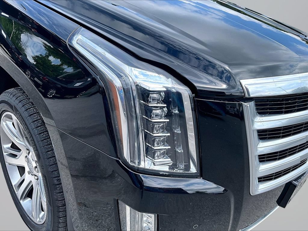 Used 2015 Cadillac Escalade Premium AWD/4WD image 31