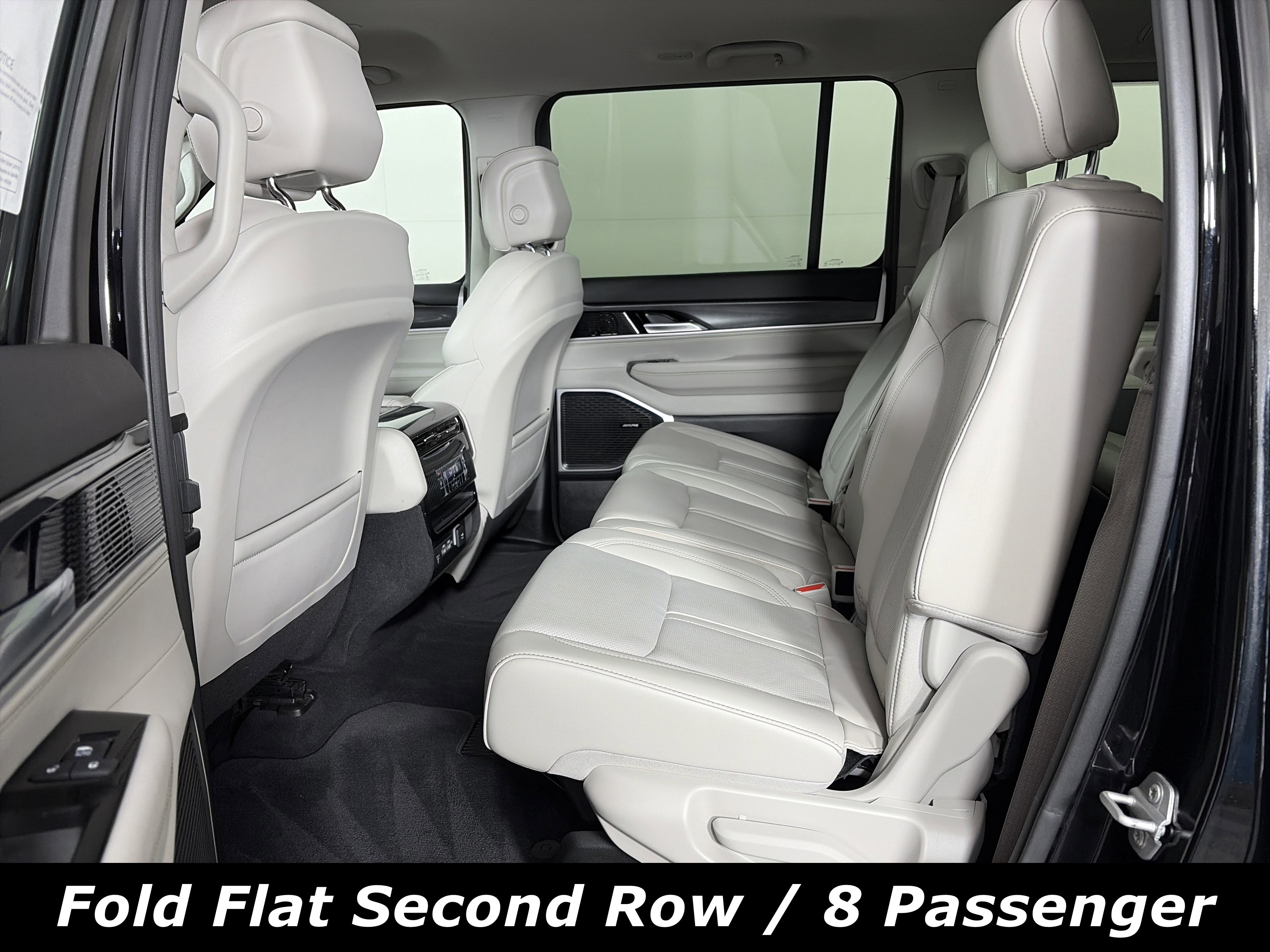 Used 2022 Jeep Wagoneer Series I image 10