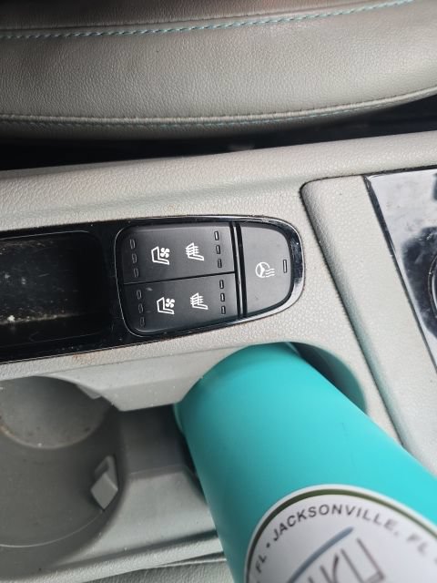 Used 2019 Kia Niro Touring FWD image 20
