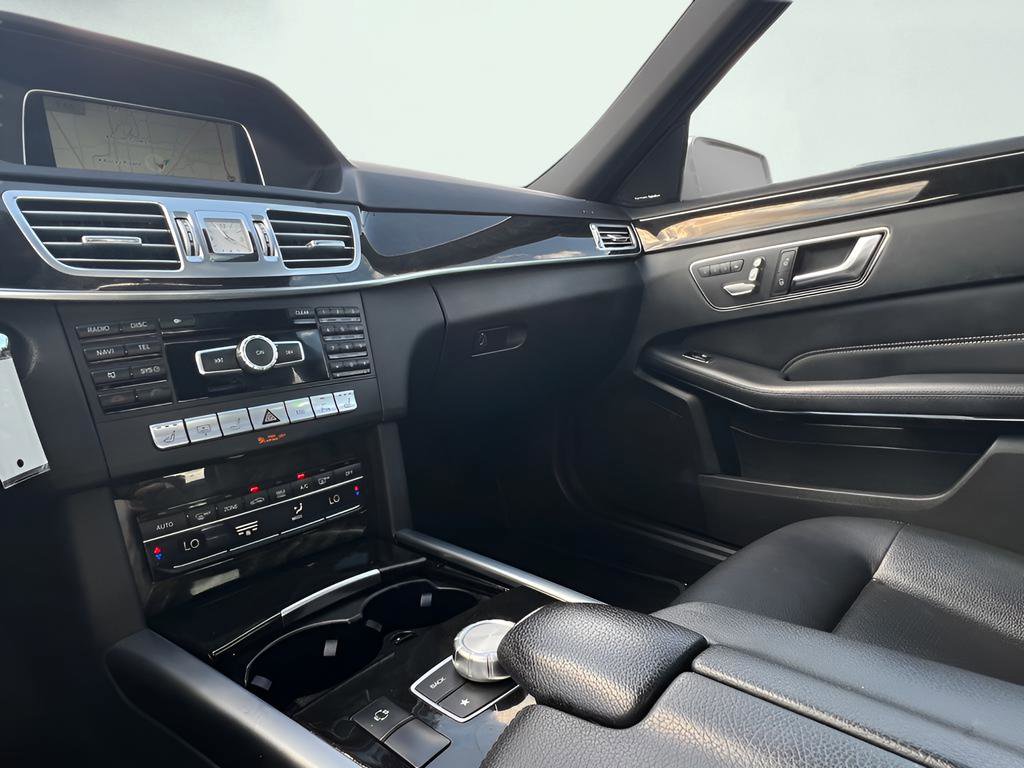 Used 2014 Mercedes-Benz E 350 4MATIC Sedan image 41