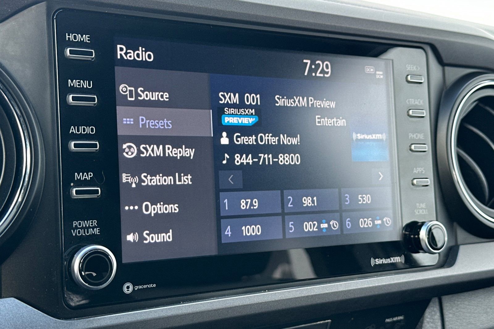 Used 2022 Toyota Tacoma TRD Sport w/ Technology Package RWD image 18