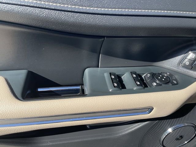 Used 2024 Ford Expedition Limited image 24