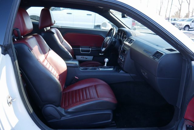 Used 2013 Dodge Challenger R/T Plus image 22