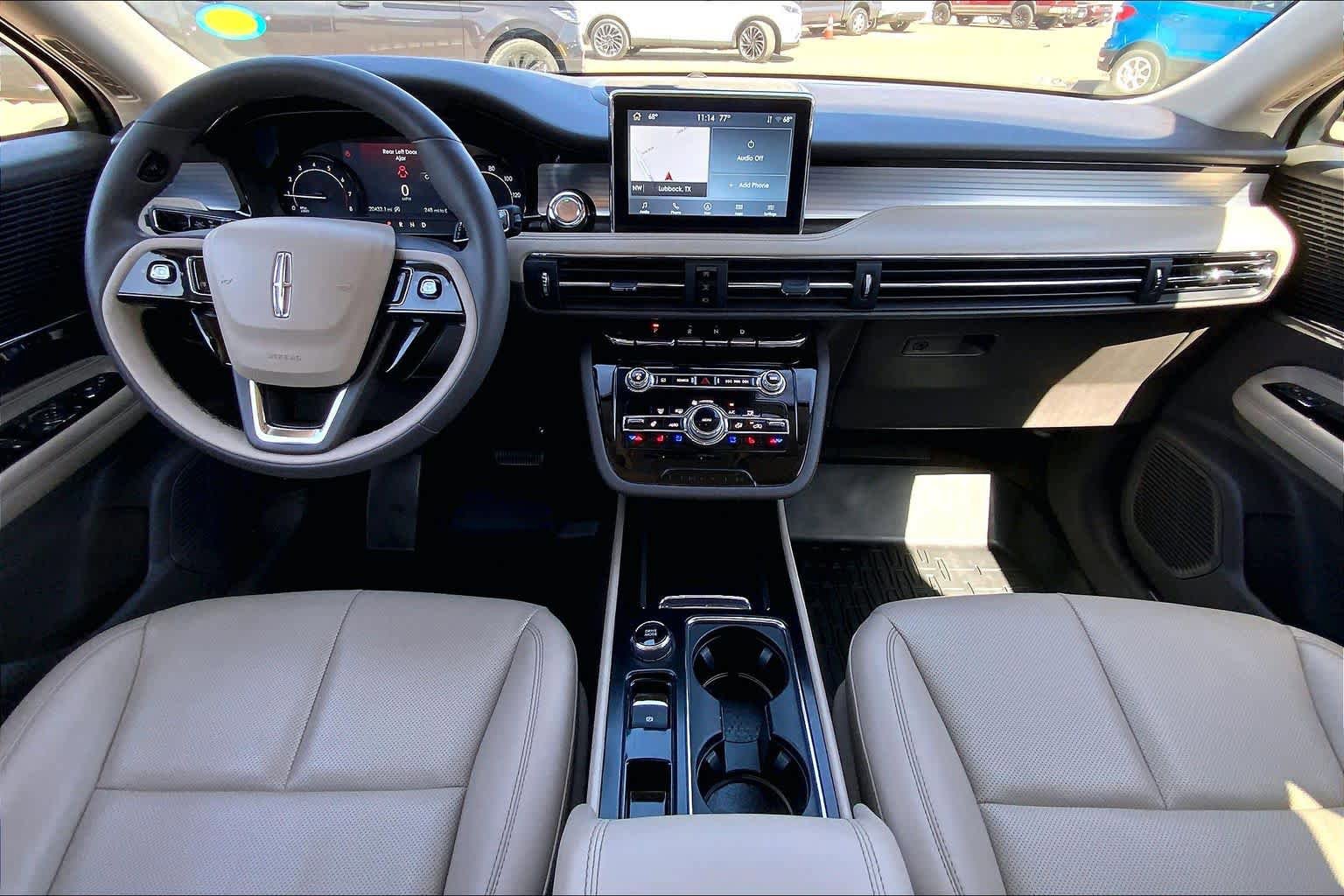 Certified 2022 Lincoln Corsair AWD w/ Equipment Group 101A image 16