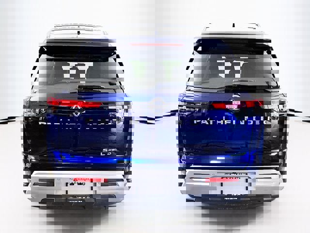Certified 2023 Nissan Pathfinder SL image 6