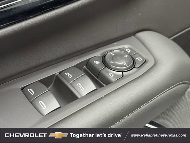 New 2026 Chevrolet Suburban Z71 w/ Comfort Package AWD/4WD image 27