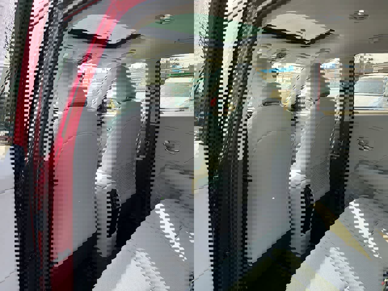 Used 2025 Hyundai Kona Limited image 23