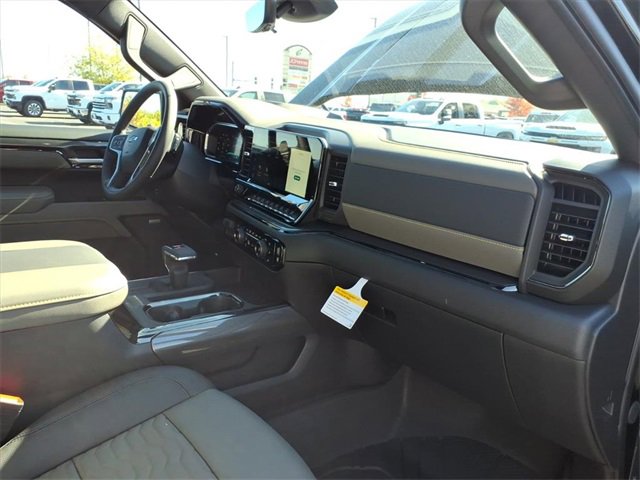 New 2026 Chevrolet Silverado 1500 ZR2 image 21