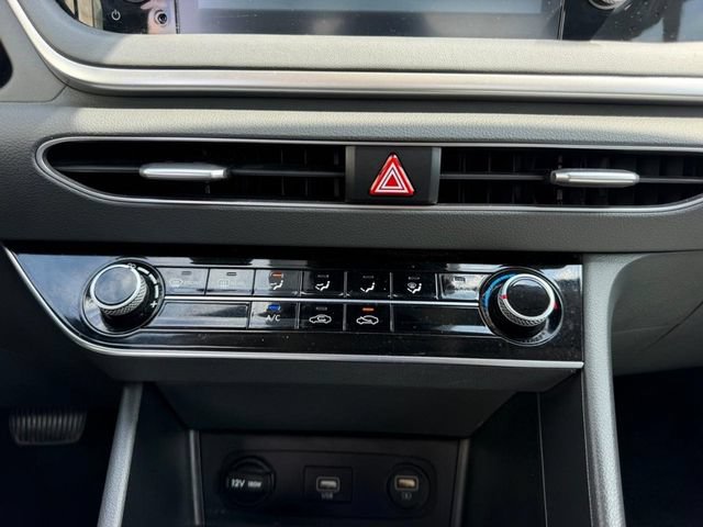 Used 2022 Hyundai Sonata SE FWD image 13