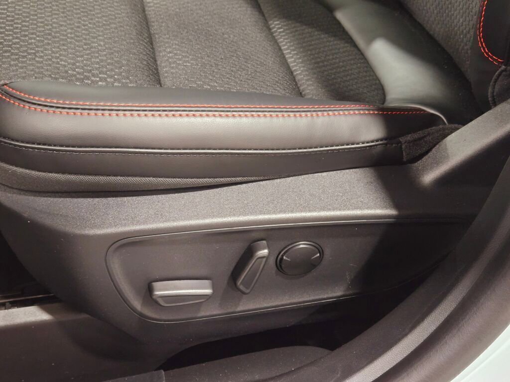 New 2025 Ford Escape ST-Line w/ Tech Pack #1 image 21