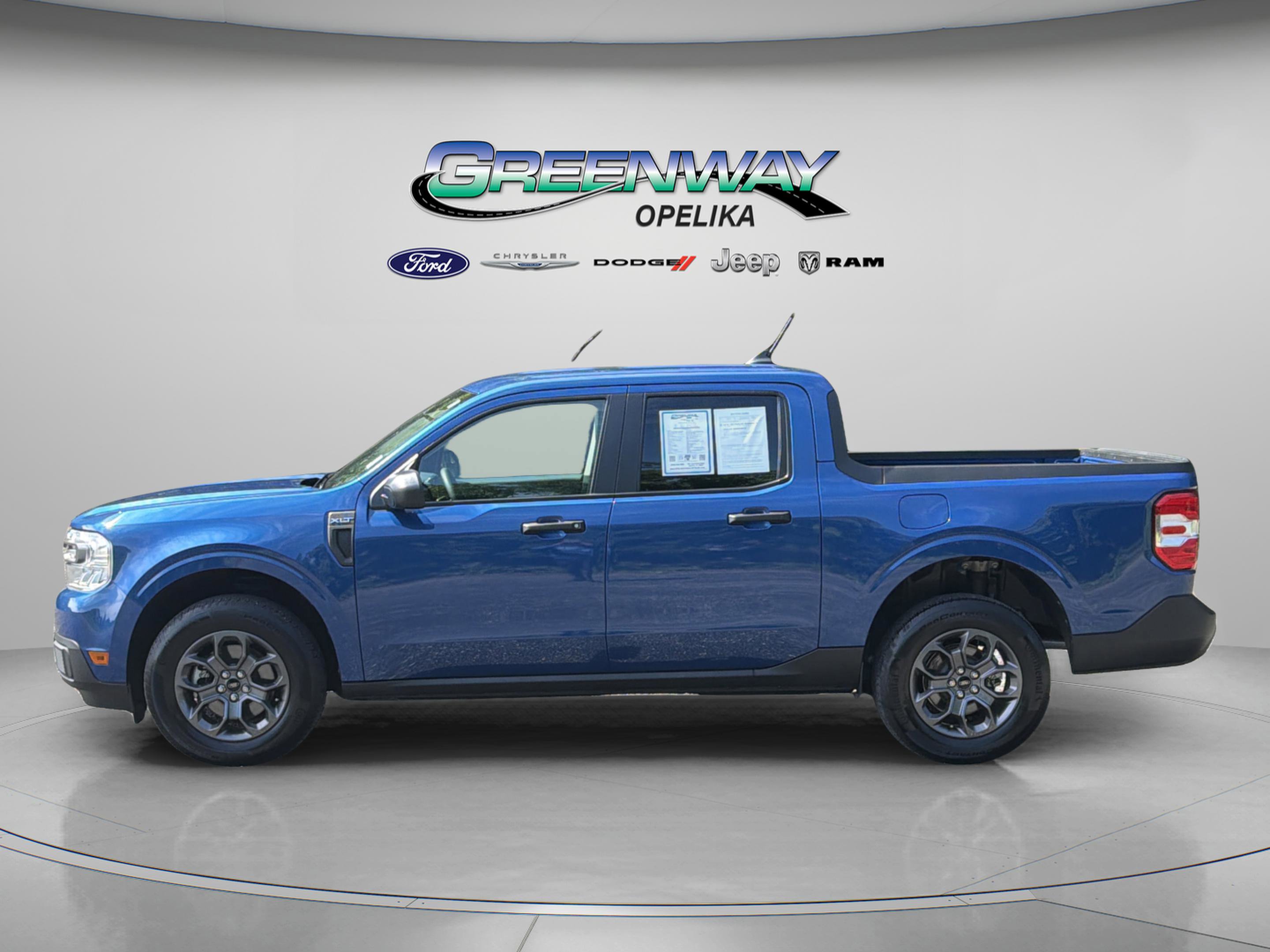 Used 2024 Ford Maverick XLT FWD image 4