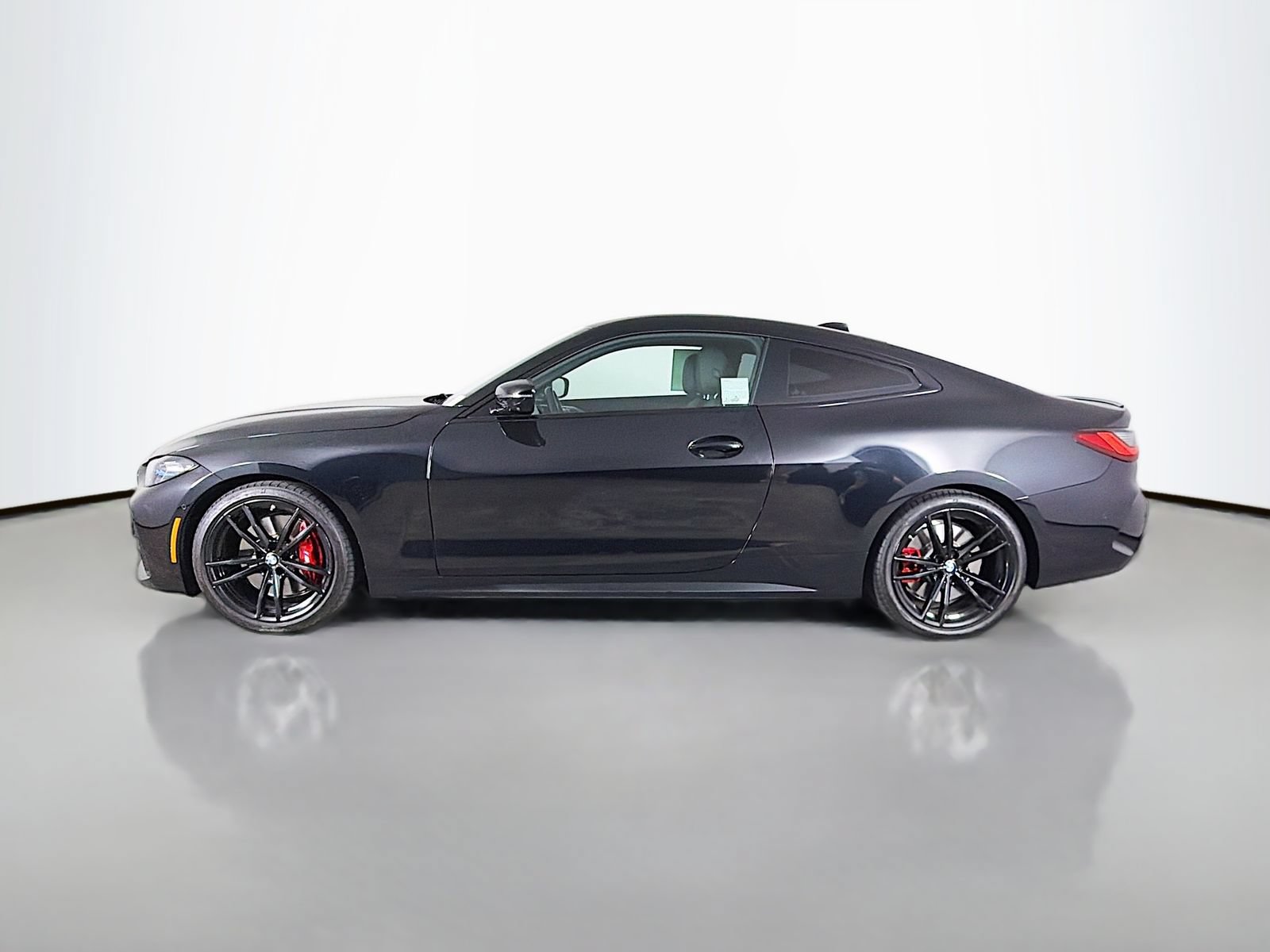 Certified 2023 BMW 430i Coupe w/ M Sport Package RWD image 4