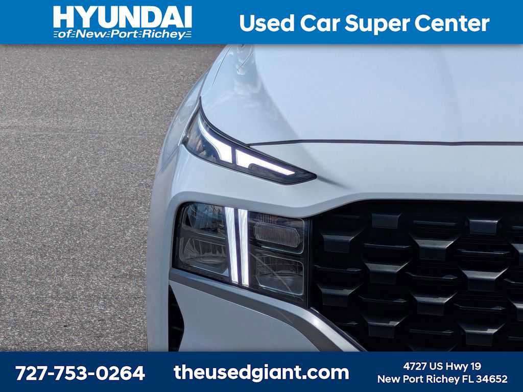 Used 2023 Hyundai Santa Fe SEL FWD image 9