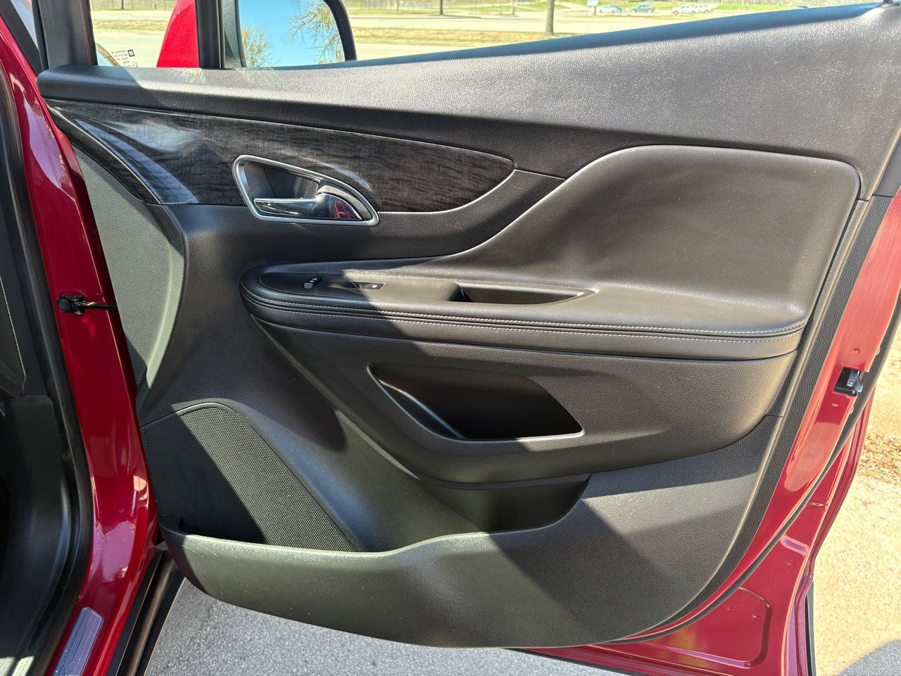 Used 2014 Buick Encore Leather FWD image 30