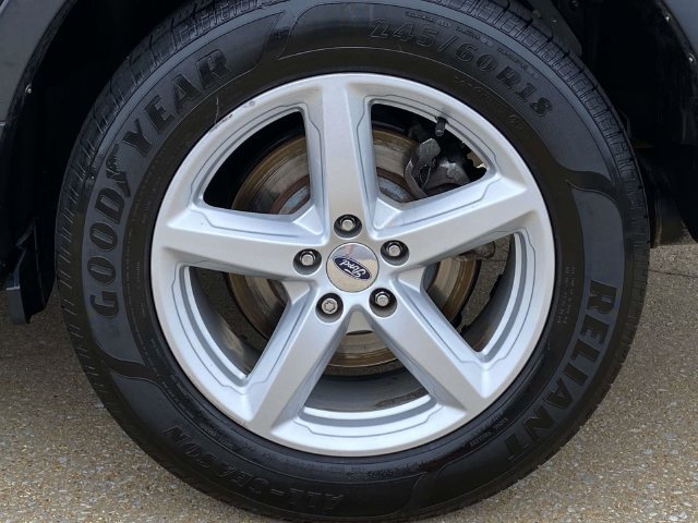 Used 2018 Ford Explorer XLT FWD image 8