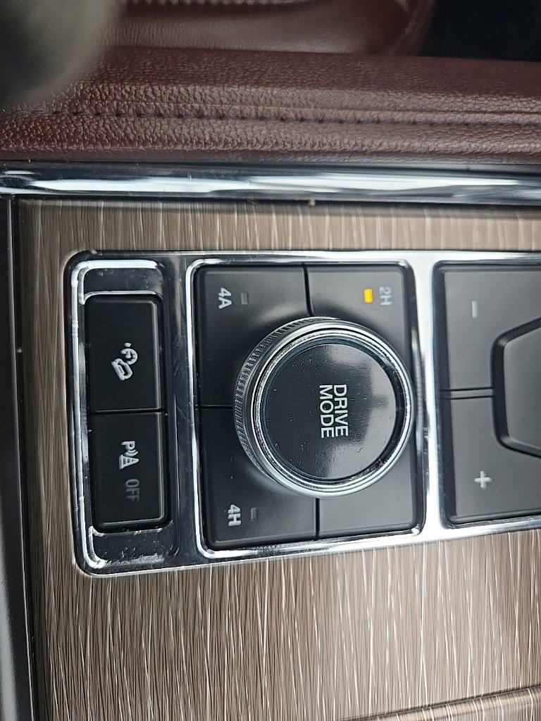 Used 2023 Ford Expedition Max Limited image 23