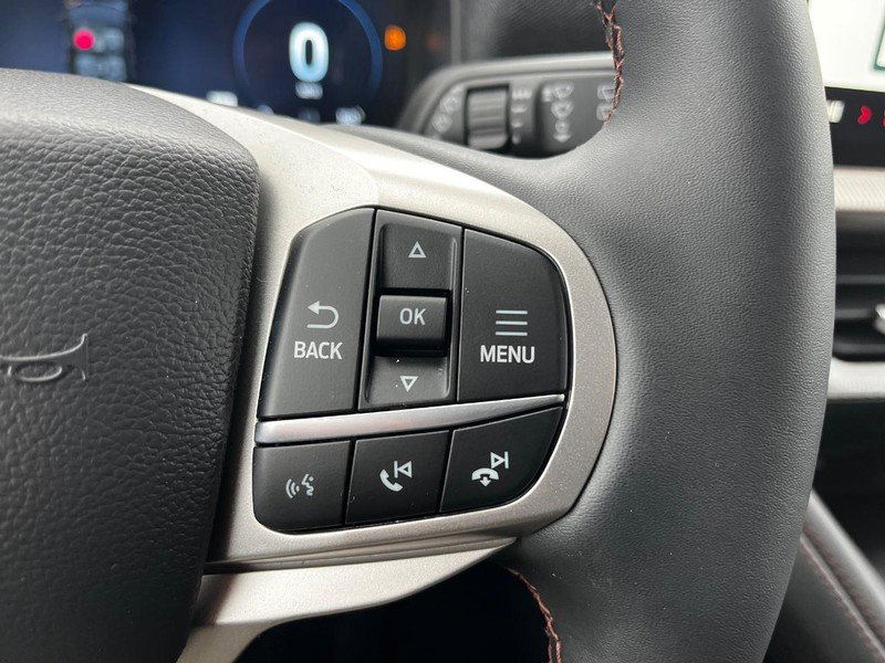 New 2025 Ford Explorer Active w/ Active Comfort Package image 12