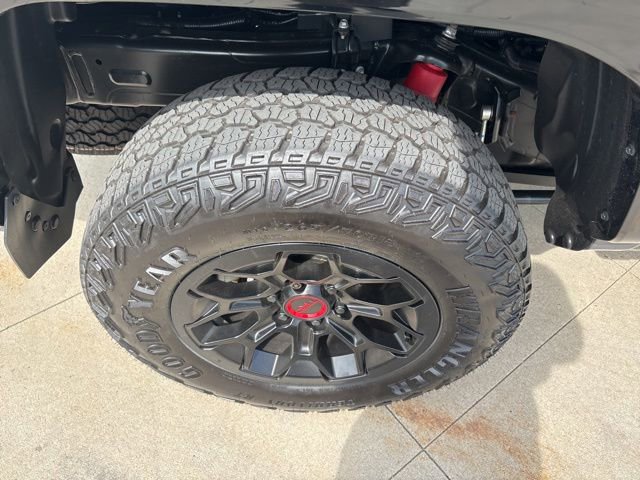 Used 2025 Toyota Tacoma TRD Pro AWD/4WD image 10