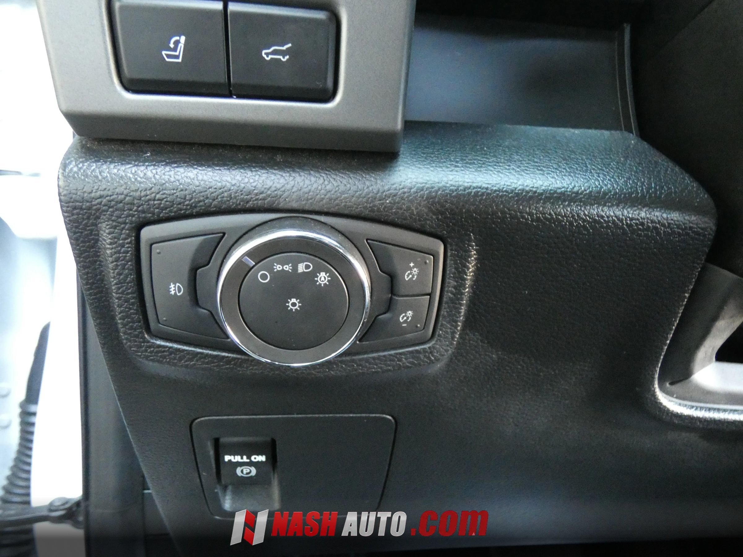 Used 2020 Ford Expedition Max XLT w/ Equipment Group 202A RWD image 79