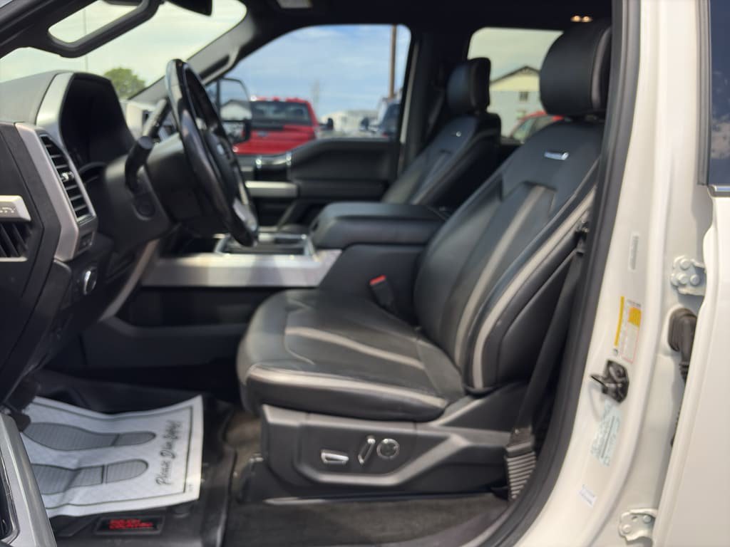Used 2018 Ford F350 Platinum w/ Platinum Ultimate Package AWD/4WD image 20