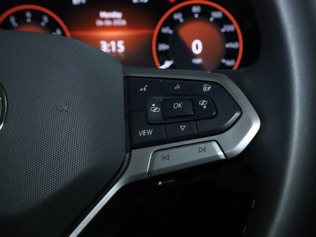 Used 2025 Volkswagen Atlas Peak Edition SE AWD/4WD image 27