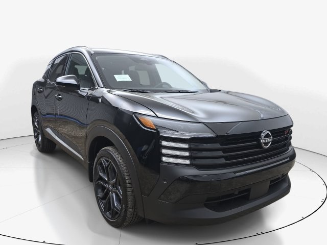New 2027 Nissan Kicks SR w/ SR Premium Package FWD image 3