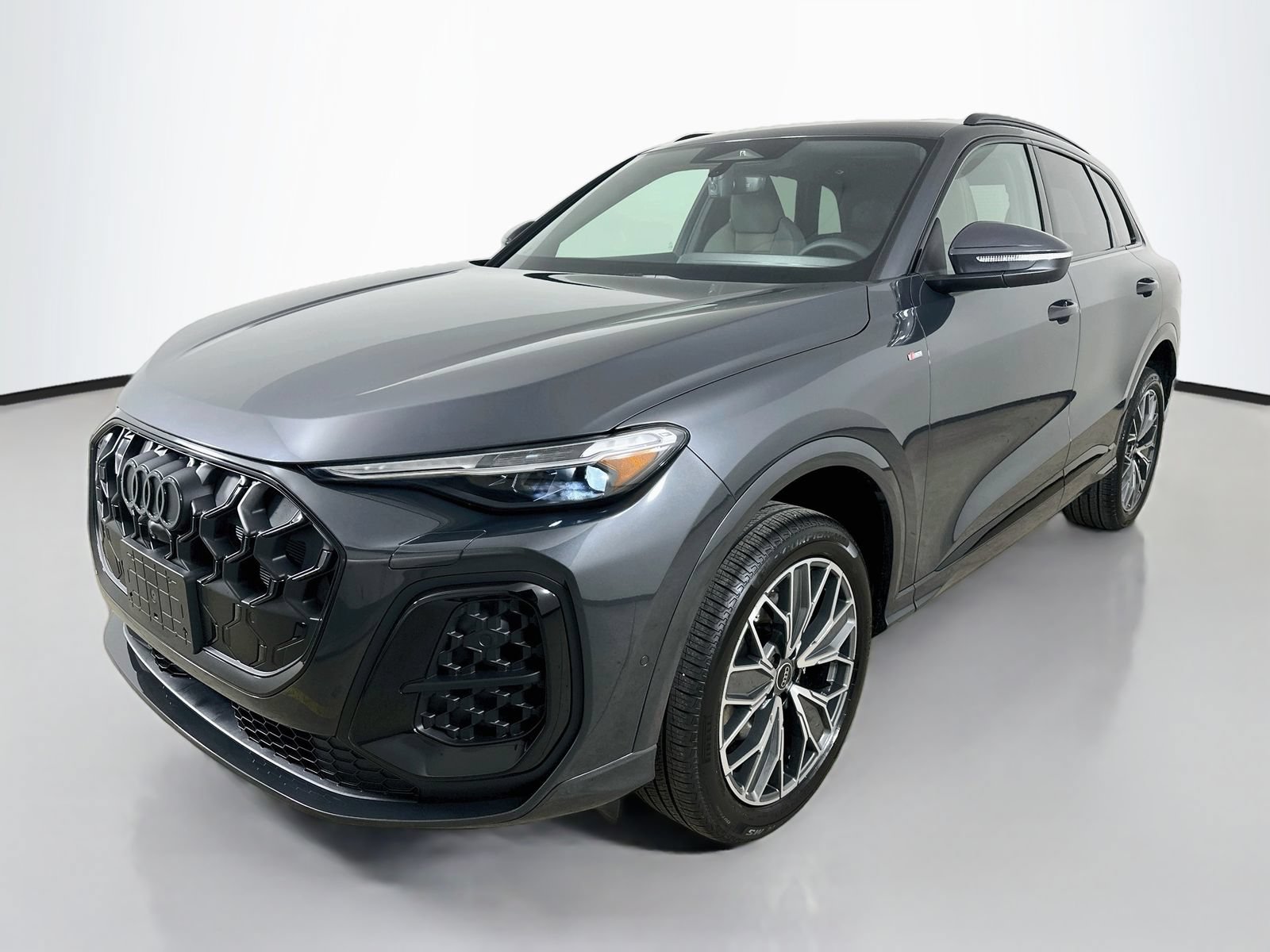 New 2026 Audi Q5 Premium Plus AWD/4WD image 1
