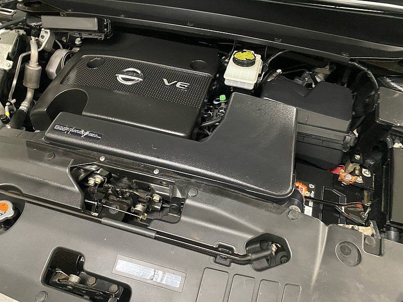 Used 2015 Nissan Pathfinder SV w/ Cargo Package image 16