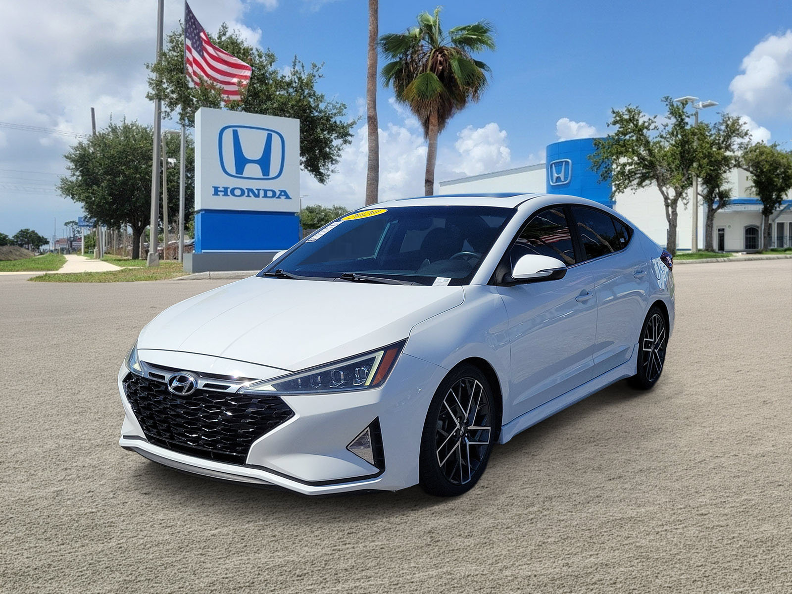 Used 2020 Hyundai Elantra Sport w/ Cargo Package (C1) FWD image 4