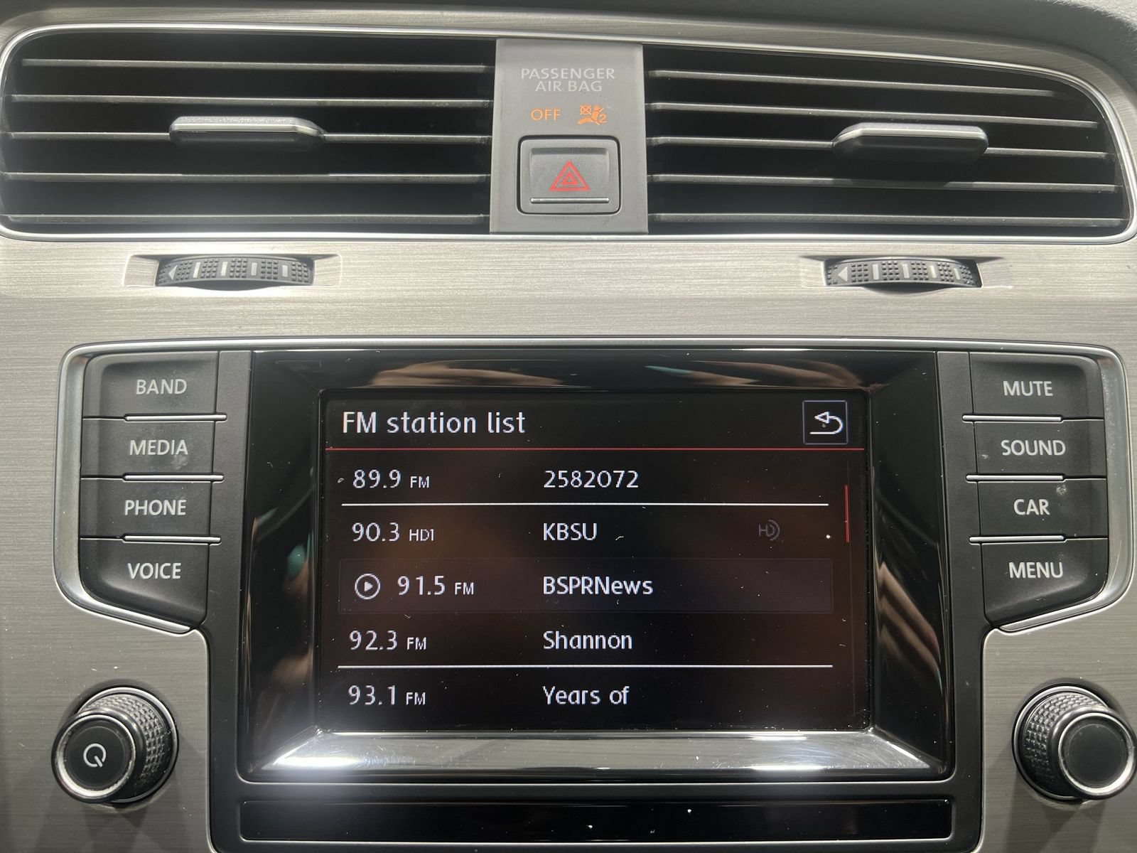 Used 2015 Volkswagen Golf TDI SE w/ Lighting Package FWD image 16