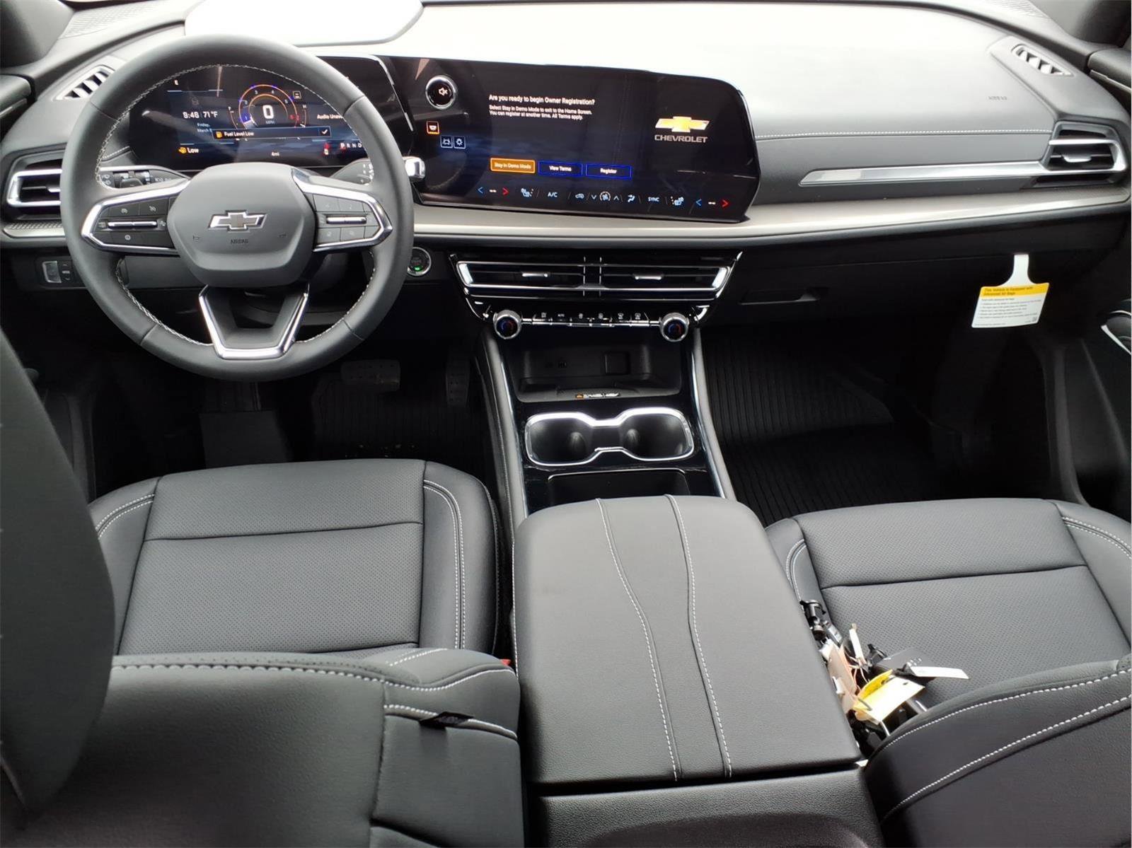 New 2026 Chevrolet Traverse LT image 13