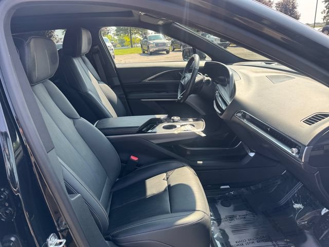 Certified 2024 Cadillac Lyriq Sport AWD/4WD image 17