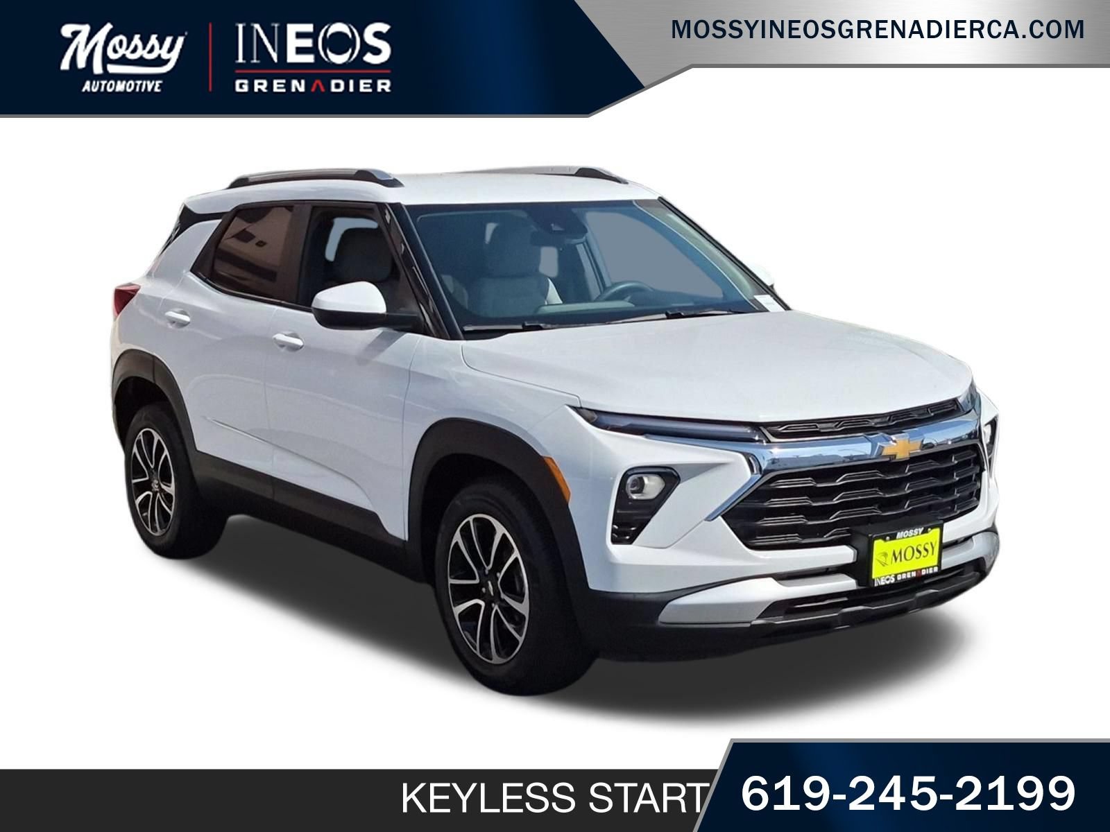 Used 2025 Chevrolet TrailBlazer LT FWD image 2