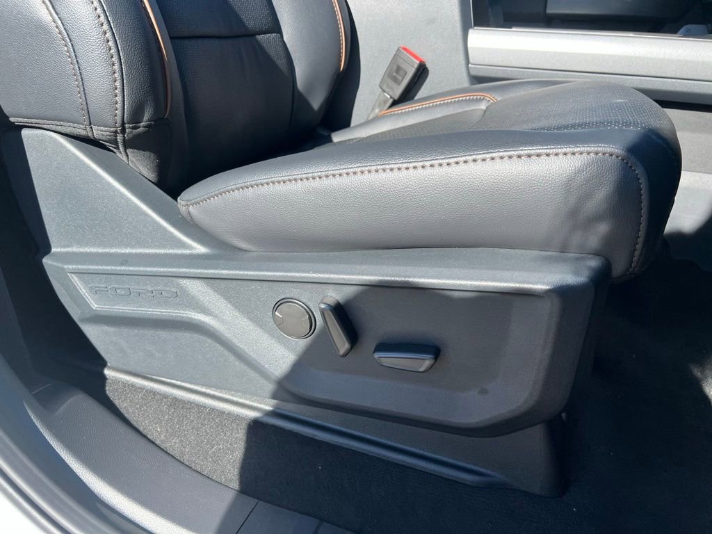 New 2026 Ford F250 Lariat w/ Tremor Off-Road Package image 24