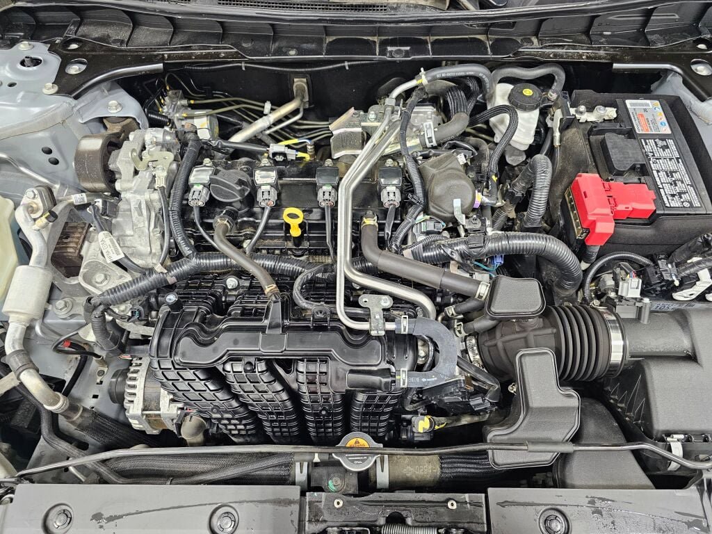 Used 2024 Nissan Altima 2.5 SR image 33
