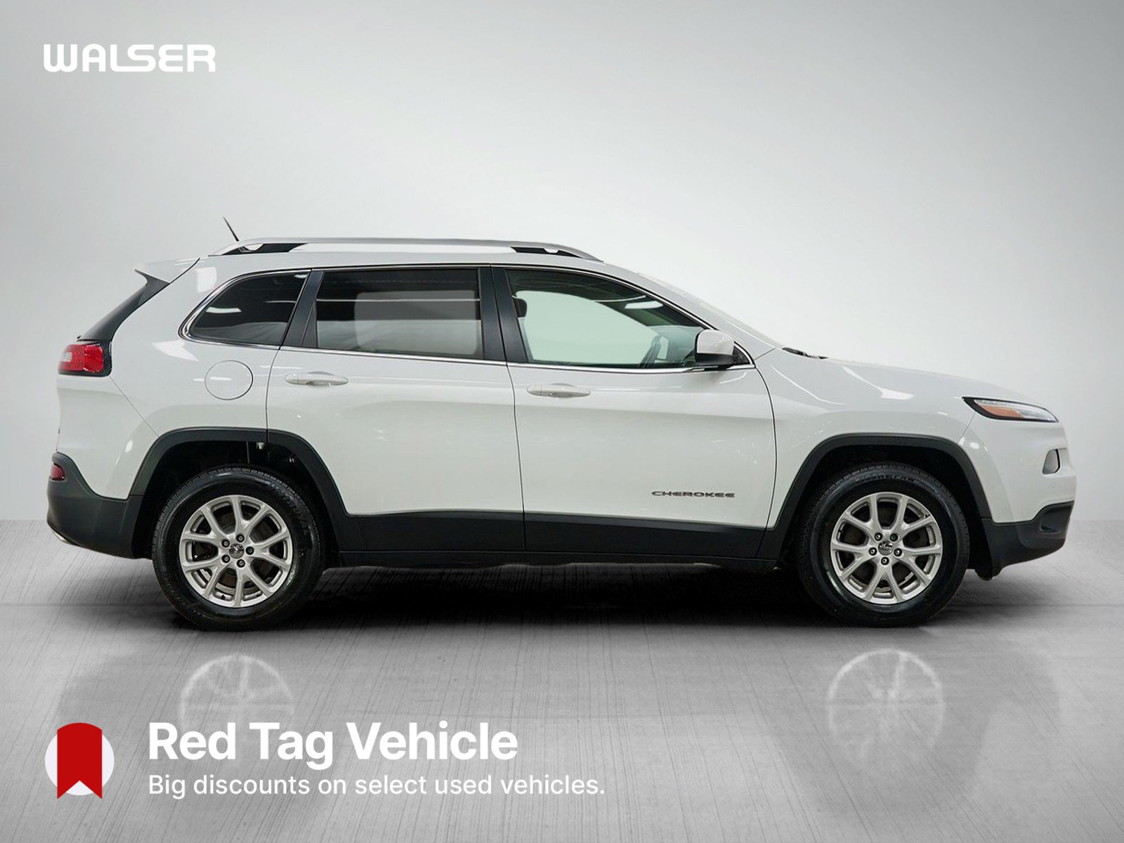 Used 2015 Jeep Cherokee Latitude AWD/4WD image 6