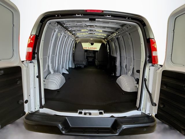 New 2026 Chevrolet Express 2500 Extended w/ Driver Convenience Package RWD image 24
