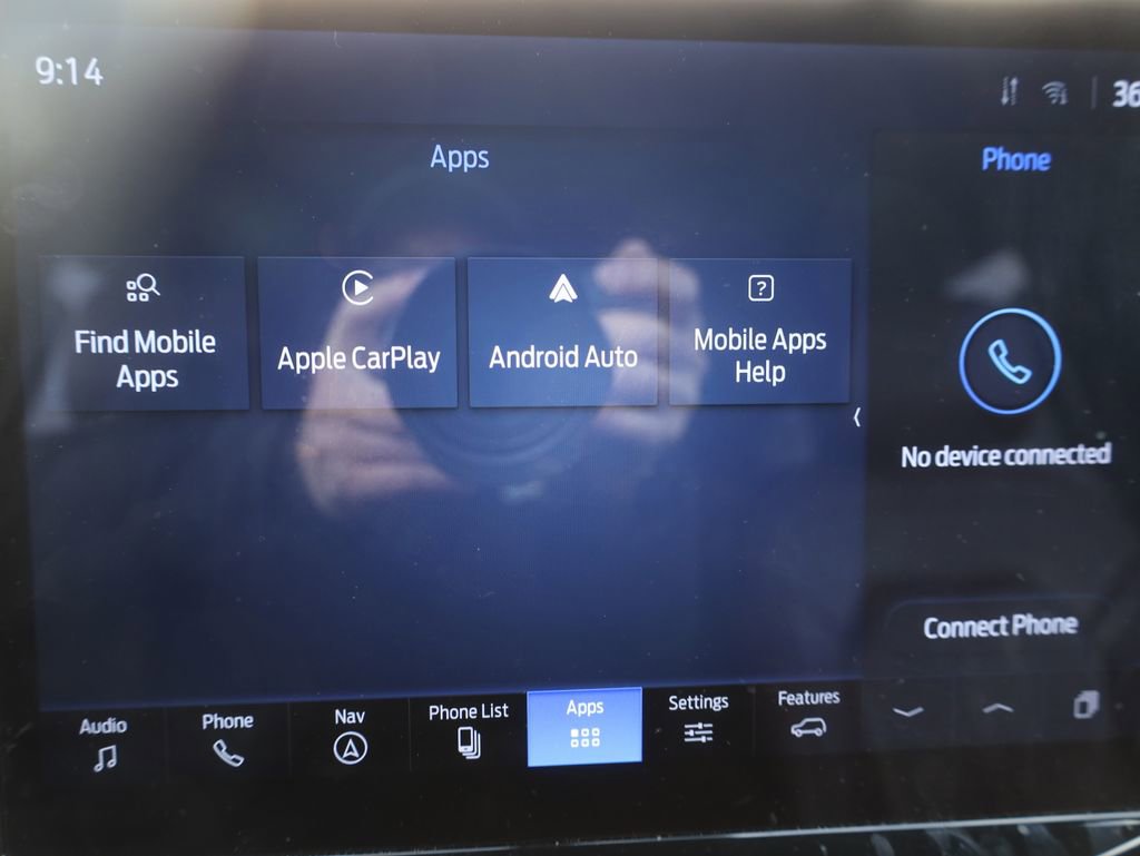 Used 2024 Ford Expedition Limited image 43