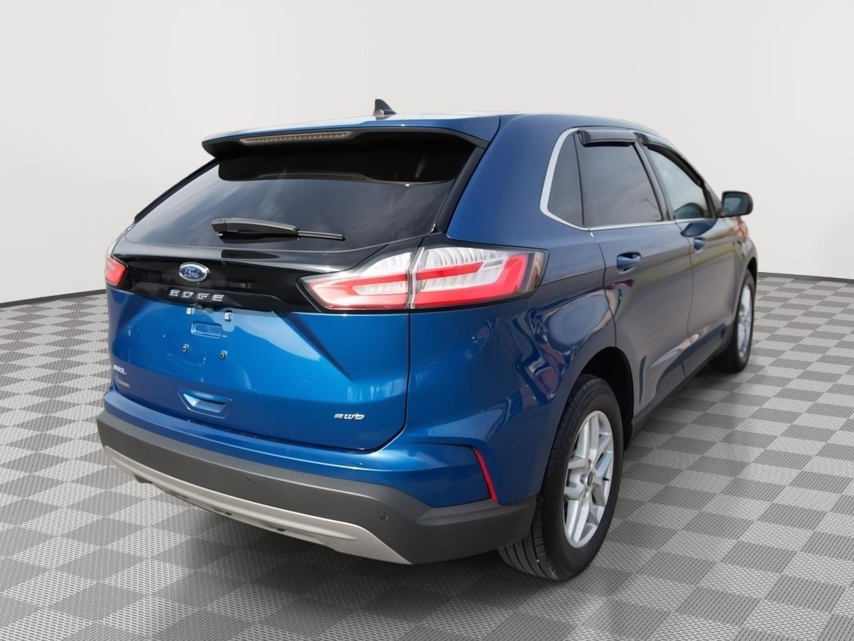 Used 2022 Ford Edge SEL image 5