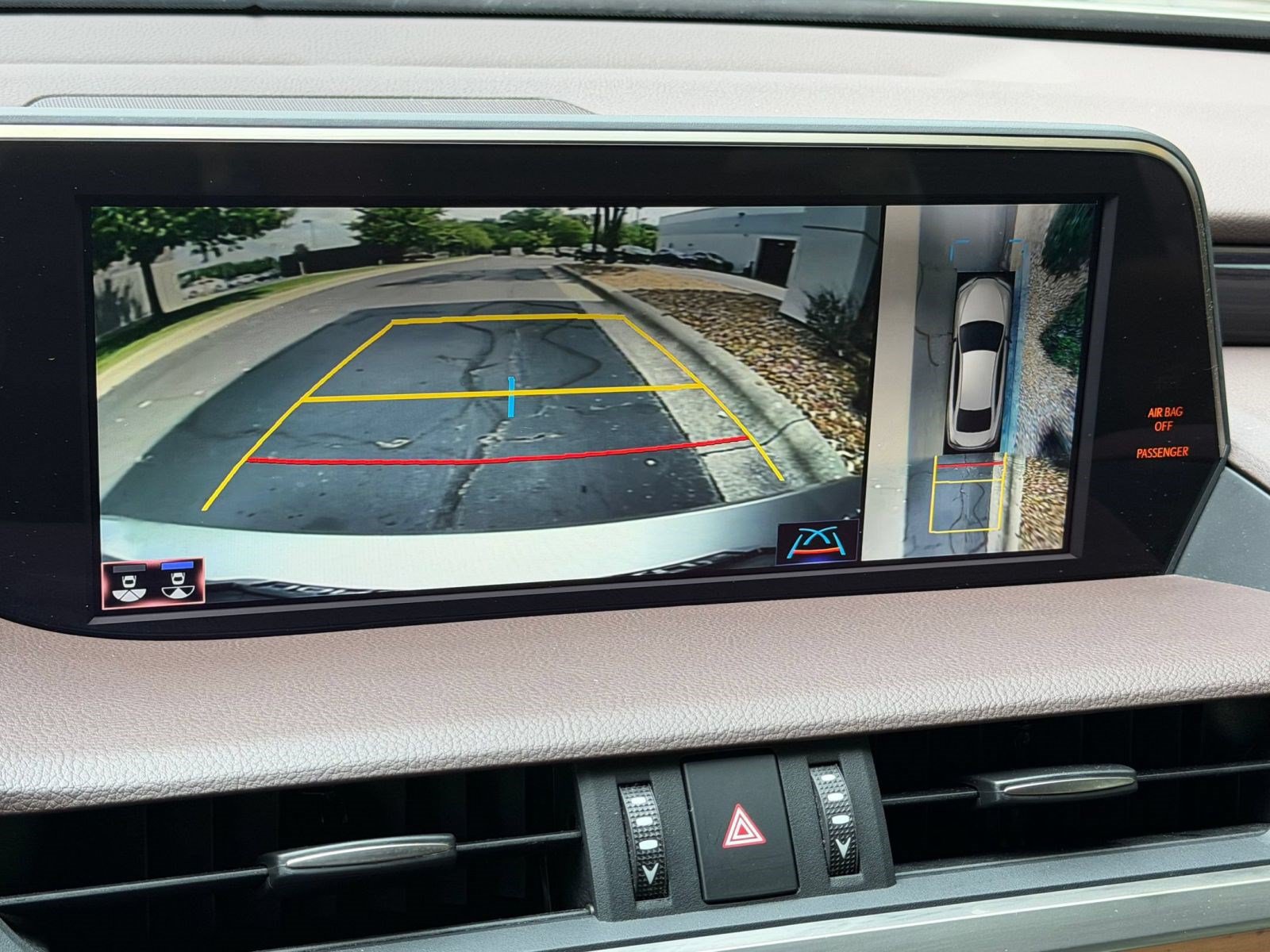 Certified 2021 Lexus ES 300h Ultra Luxury FWD image 27