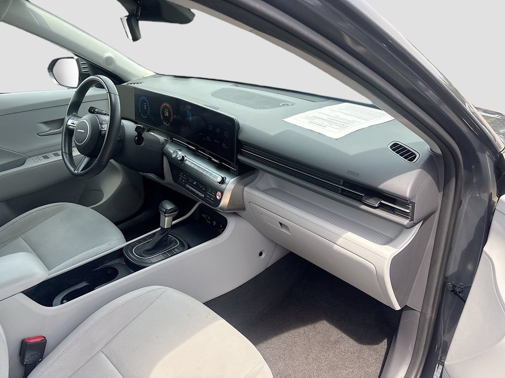 Used 2024 Hyundai Kona SEL AWD/4WD image 28