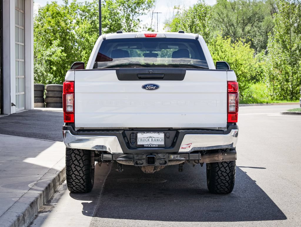 Used 2022 Ford F350 XLT AWD/4WD image 4