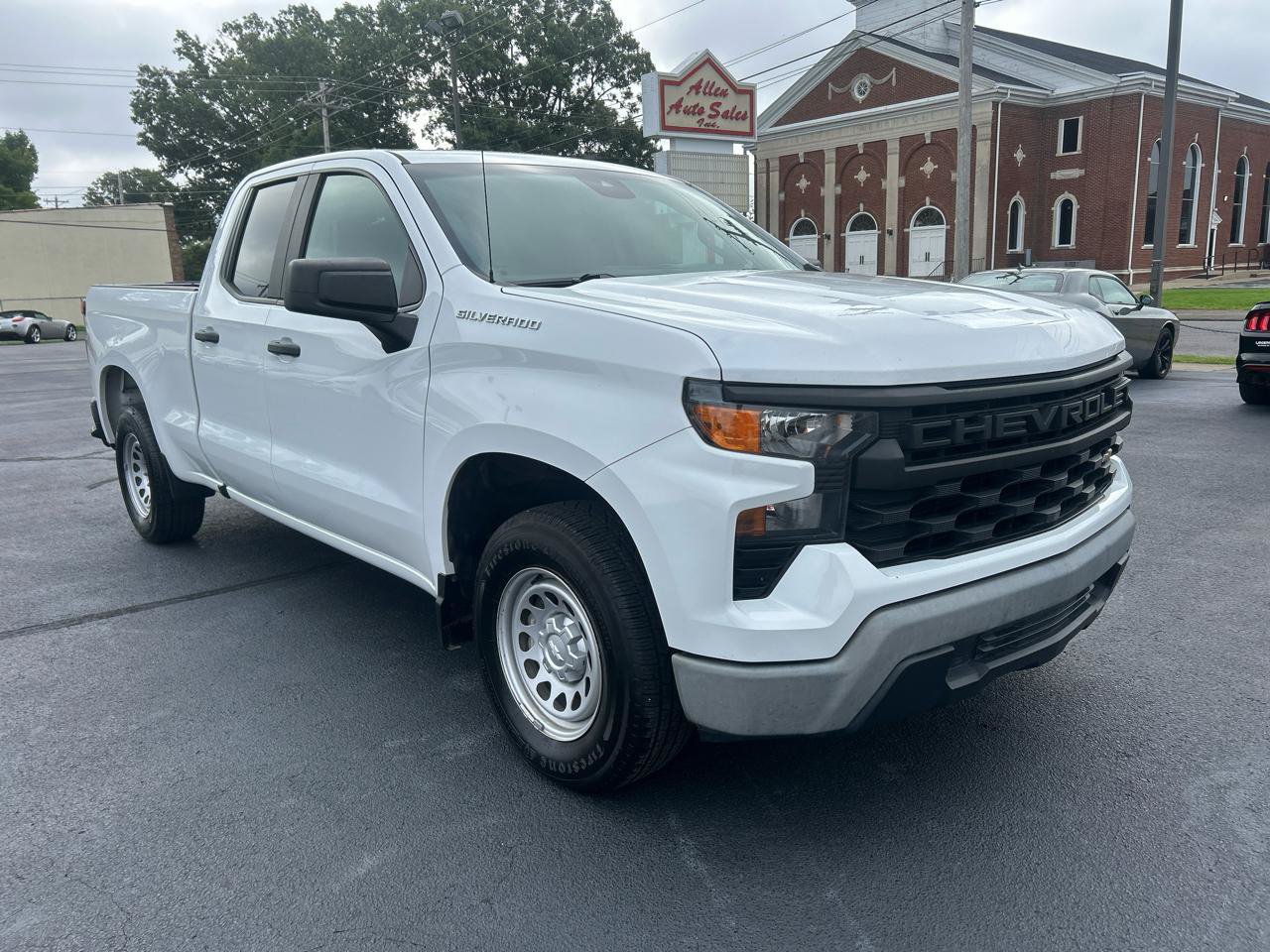 Used 2022 Chevrolet Silverado 1500 W/T w/ WT Value Package RWD image 3